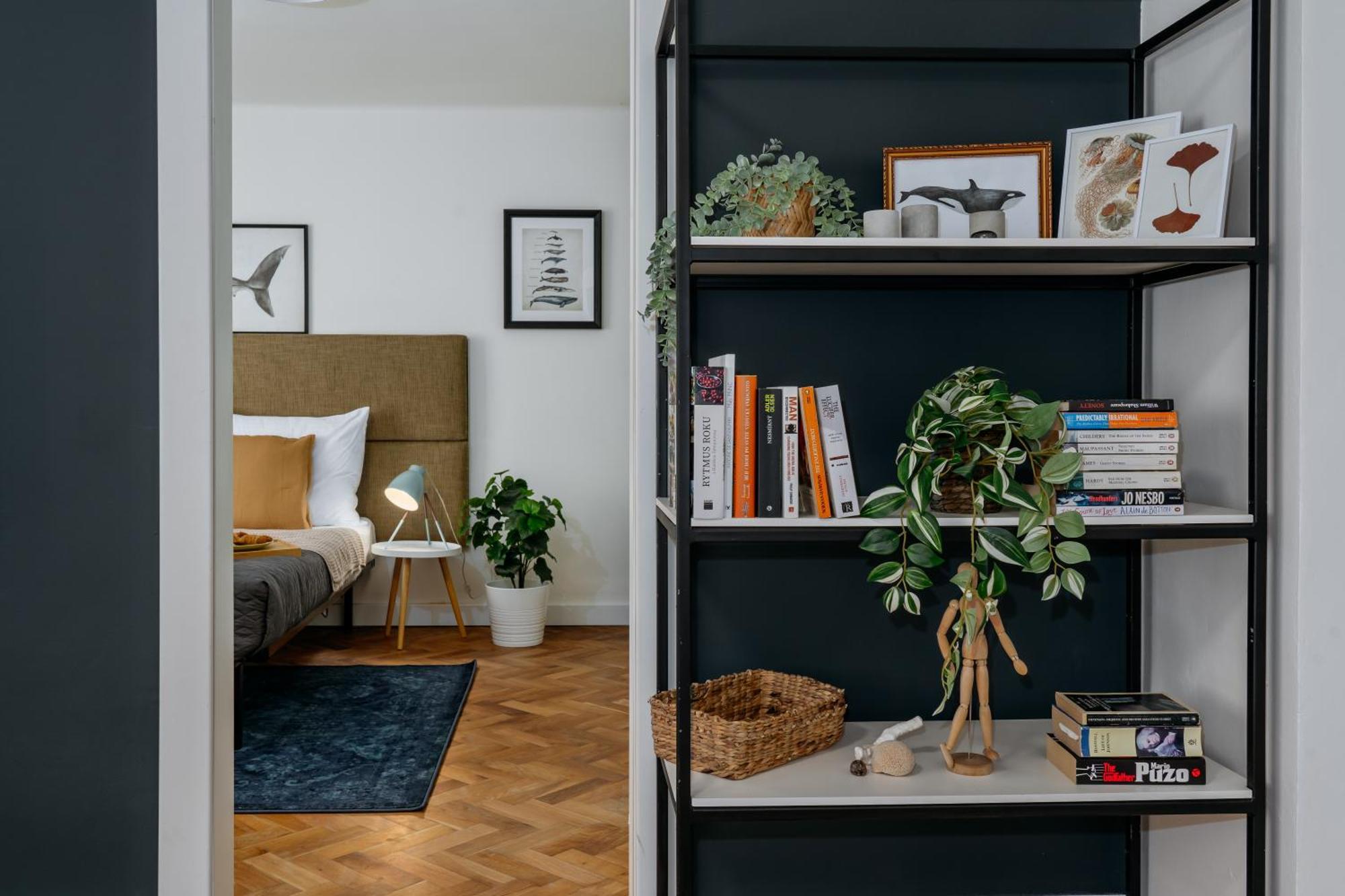 Days - 2bdr - Quiet Area - Workspace Appartamento